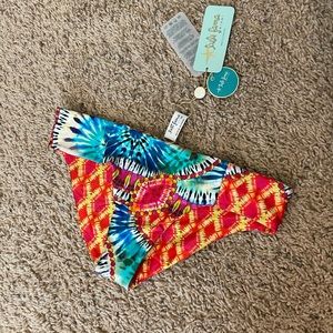 Reversible bikini bottom